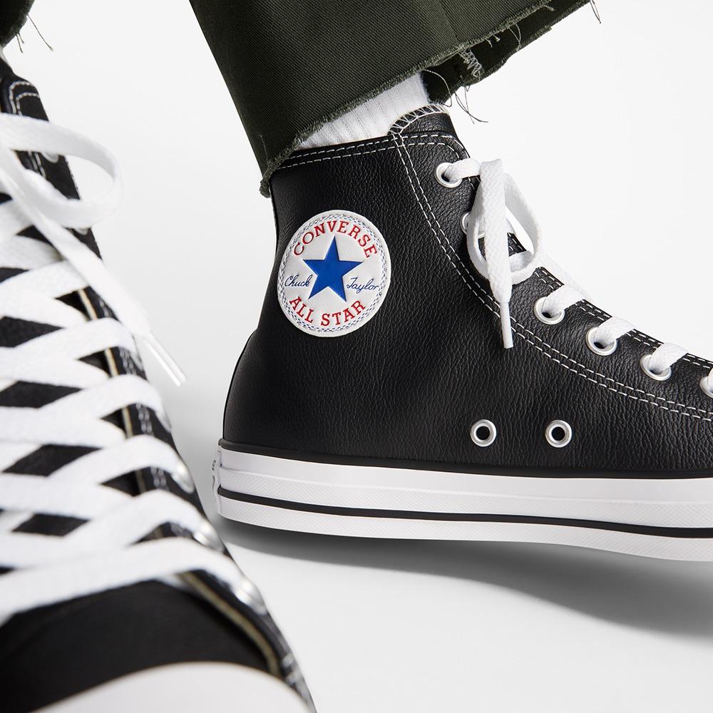 Chuck Taylor All Star Leather