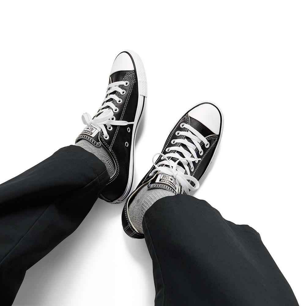 Chuck Taylor All Star Leather