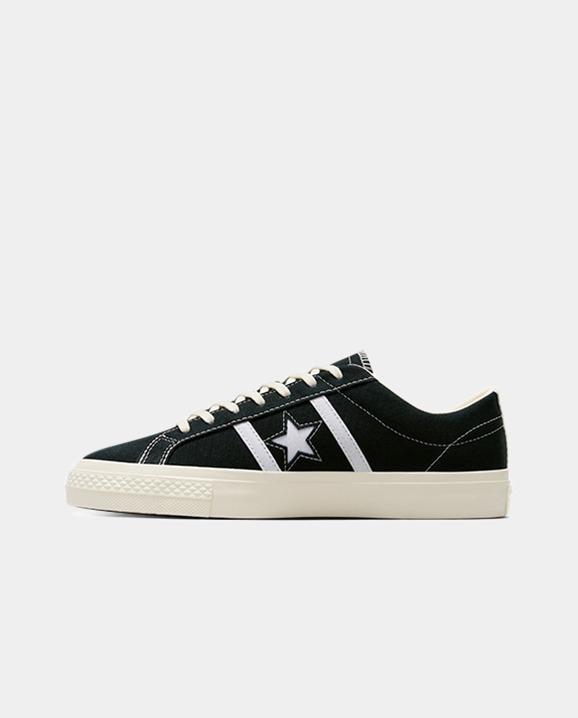 Converse x PLAY Comme des Garcons One Star Academy Pro