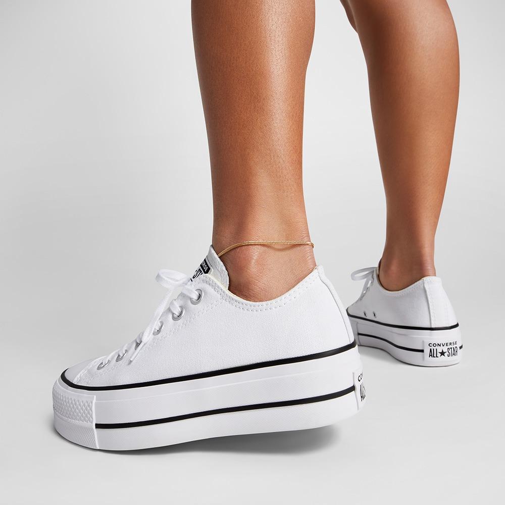 Chuck Taylor All Star Canvas Platform