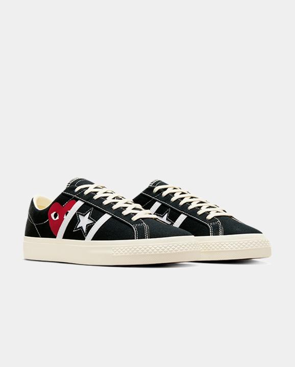 Converse x PLAY Comme des Garcons One Star Academy Pro