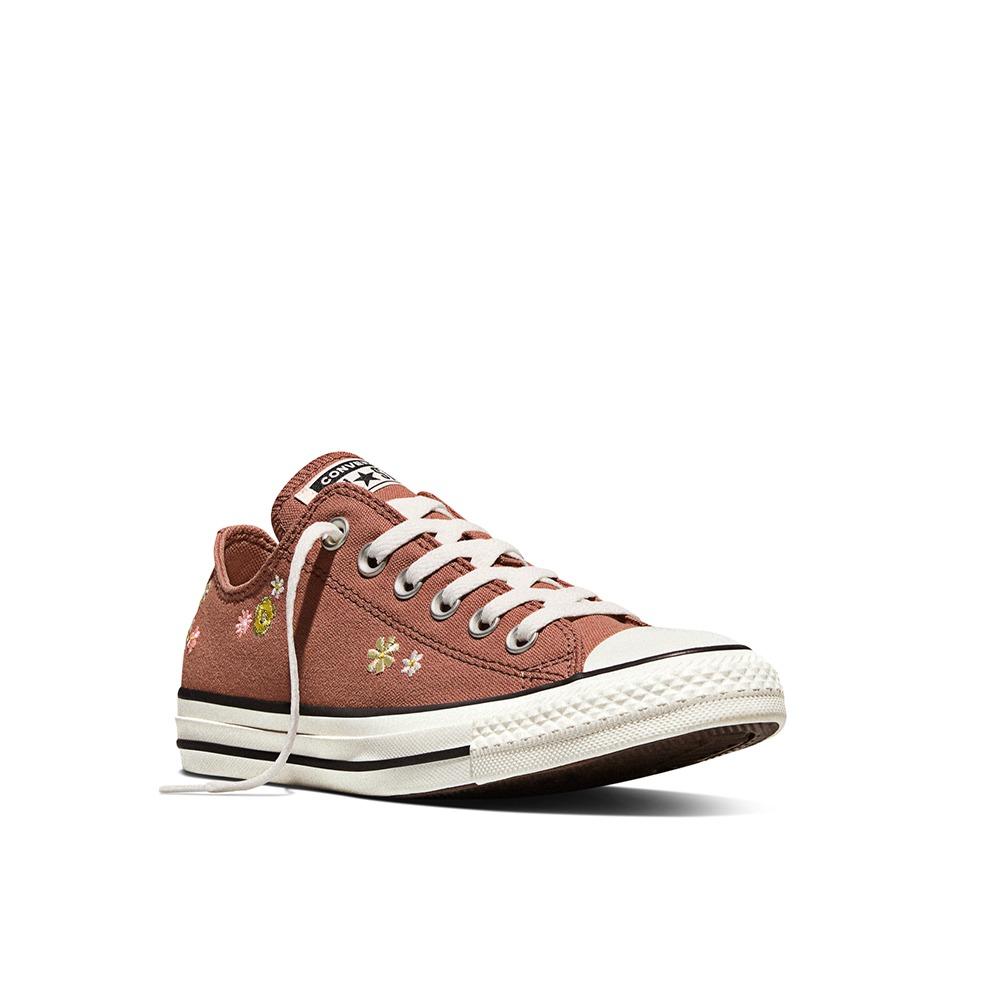 Chuck Taylor All Star