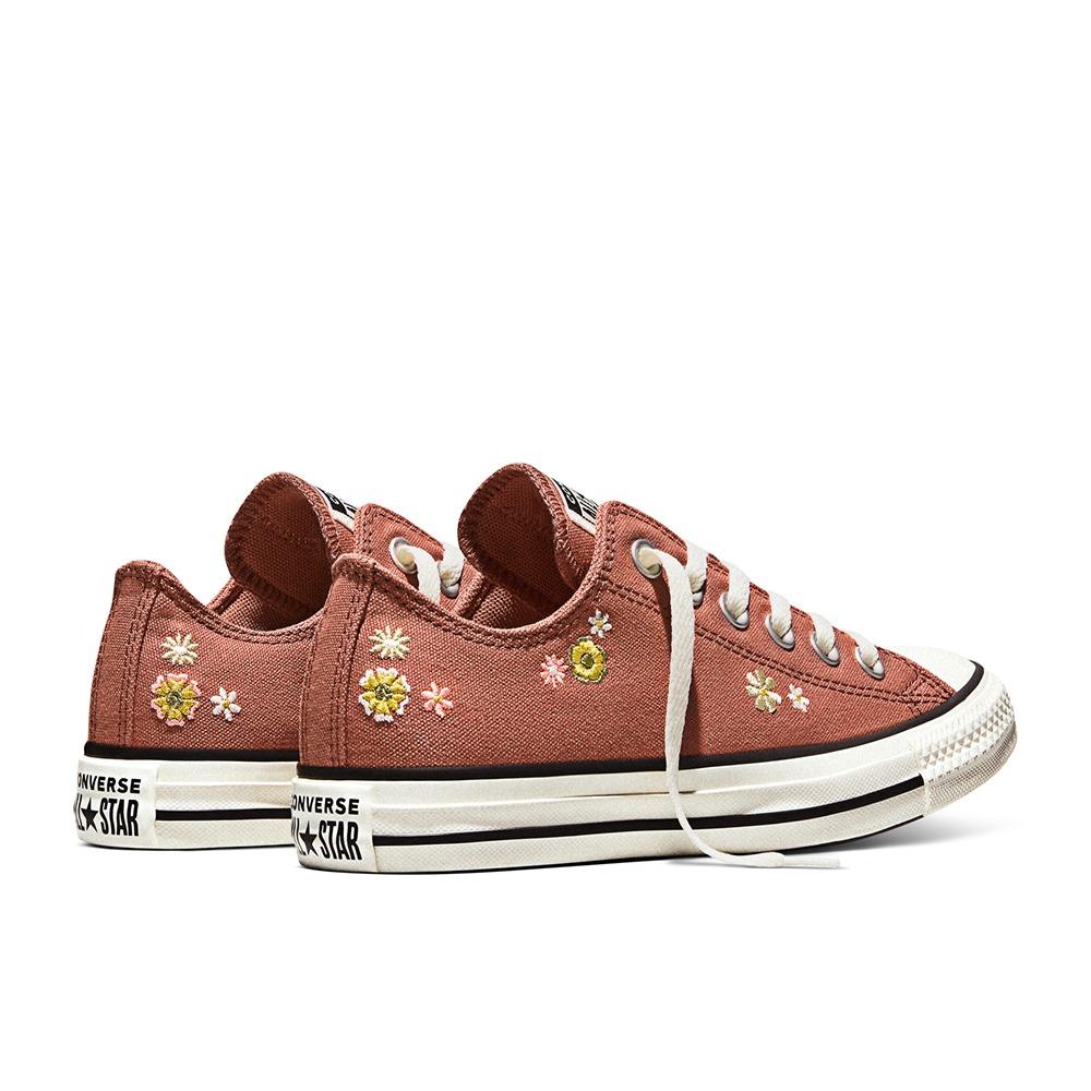 Chuck Taylor All Star