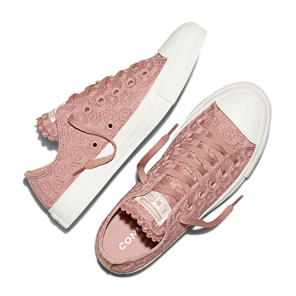 Chuck Taylor All Star