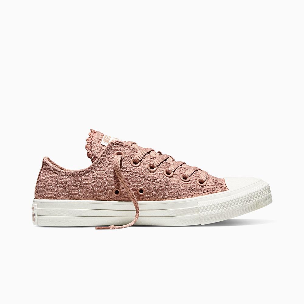 Chuck Taylor All Star