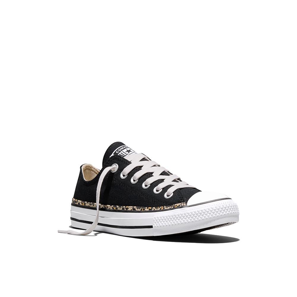 Chuck Taylor All Star