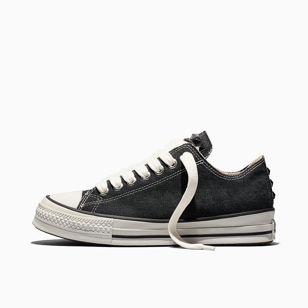 Chuck Taylor All Star Throwback Distressed Studs