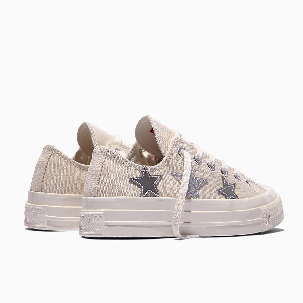 Chuck 70 X Silver Stars