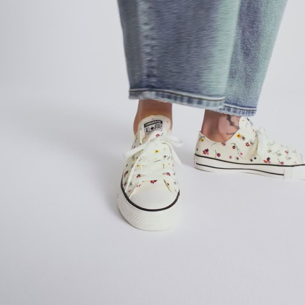 Chuck Taylor All Star Floral